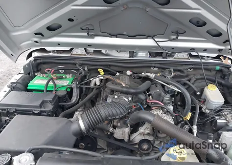 2010 Jeep Wrangler Sport z USA, uszkodzony, nr VIN 1J4AA2D10AL178159